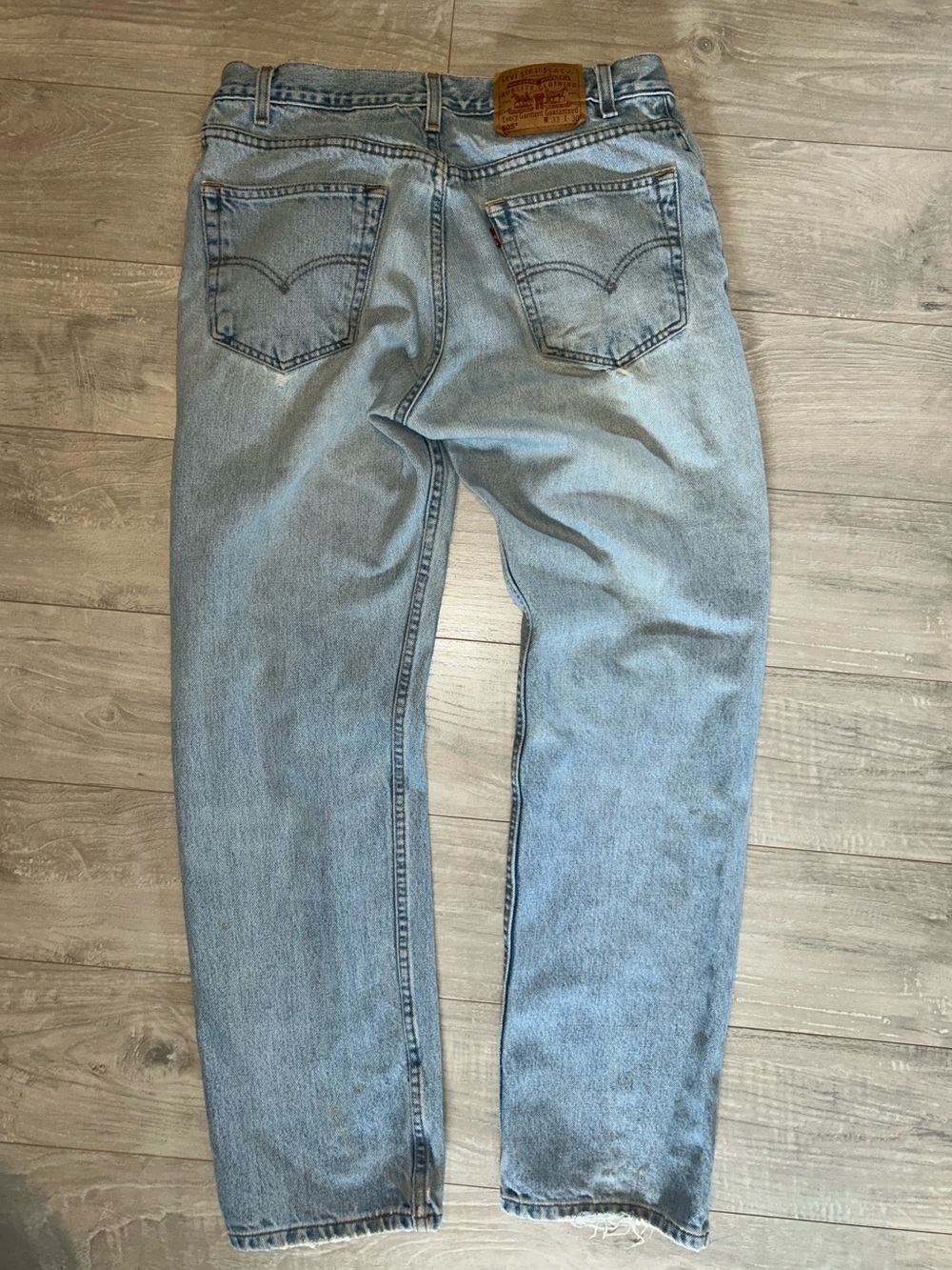 Vintage Levi’s 505 Light Wash Straight Leg Jeans Men’s 33x30 Distressed Faded